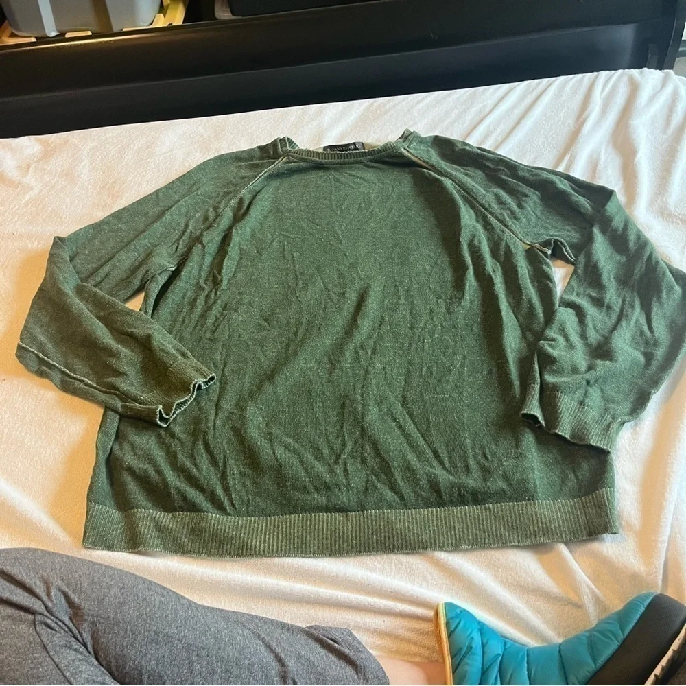 Green banana republic men’s sweater